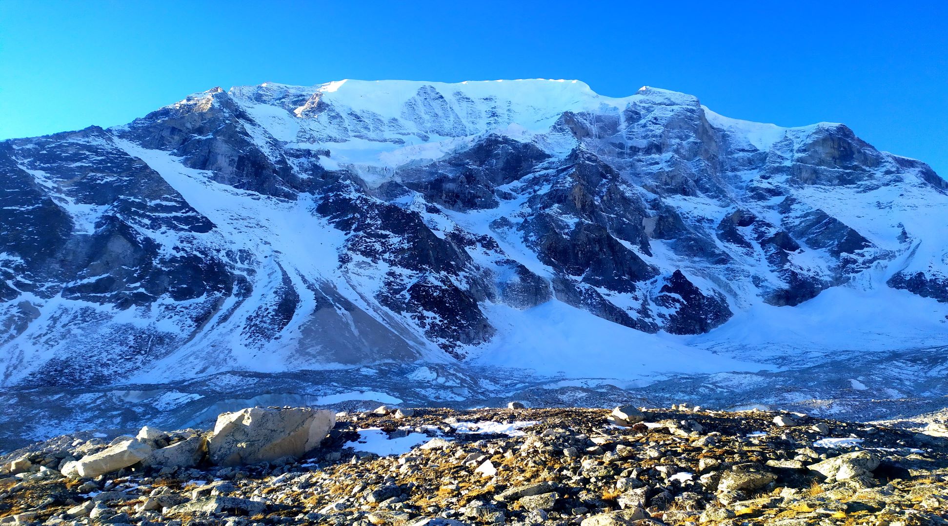 Manaslu Circuit Trekking 14 Days