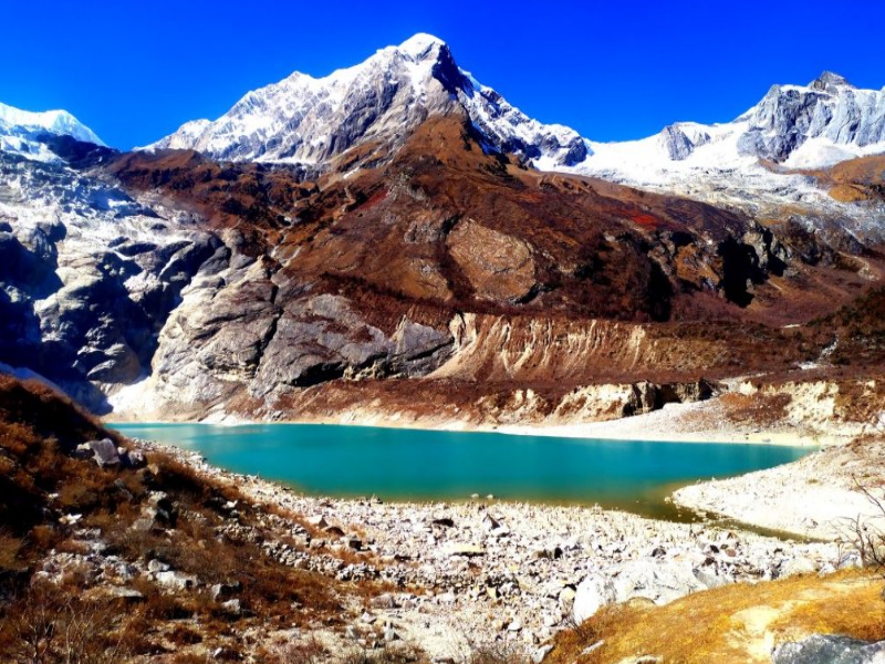 Manaslu Tsum Valley Trek 16 Days