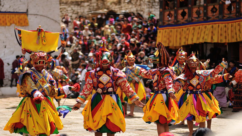 Mustang Tiji Festival 12 Days